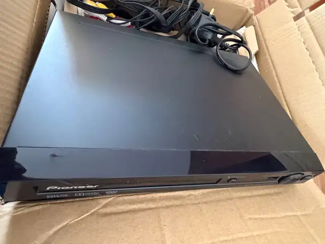 Pioneer dvd player, Επαρχία Λευκωσίας — Στρόβολος - Άγιος Βασίλειος