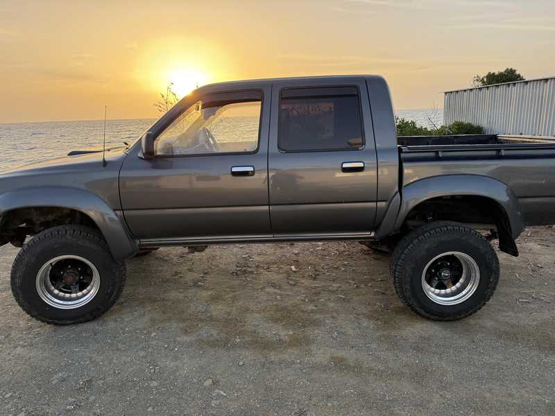 1993 Toyota Hilux 2,8L 1993 Cyprus