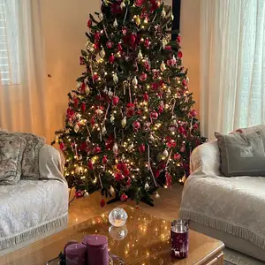 Christmas tree in excellent condition. 2.4 metres, Επαρχία Λευκωσίας — Στρόβολος - Αρχάγγελος