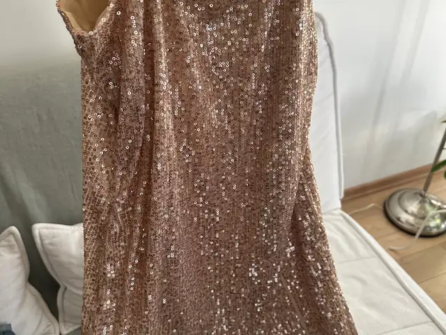New short gold party dress, Επαρχία Λευκωσίας — Αγλαντζιά