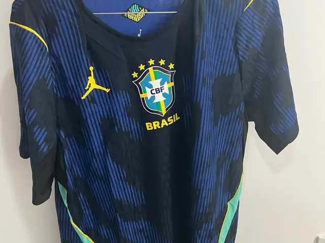 Jordan brasil cbf football jersey, black and blue, size l, pro player, Επαρχία Λευκωσίας — 'Έγκωμη
