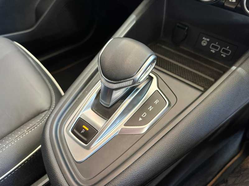 2022 Renault Captur 1,3L 2022 Cyprus