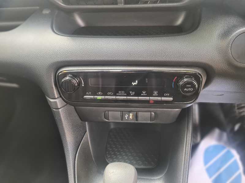 2022 Toyota Yaris 1,5L 2022 Cyprus