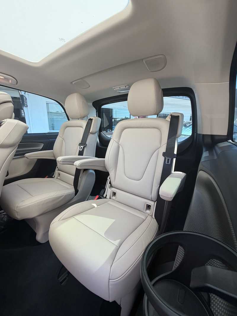 2025 Mercedes-Benz V-Class 2,0L 2025 Cyprus