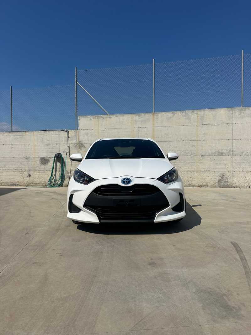 2022 Toyota Yaris 1,5L 2022 Cyprus