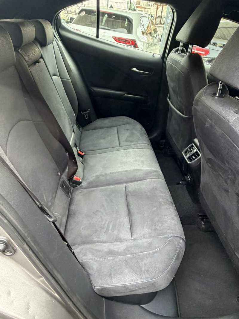 2022 Lexus UX 2,0L 2022 Cyprus