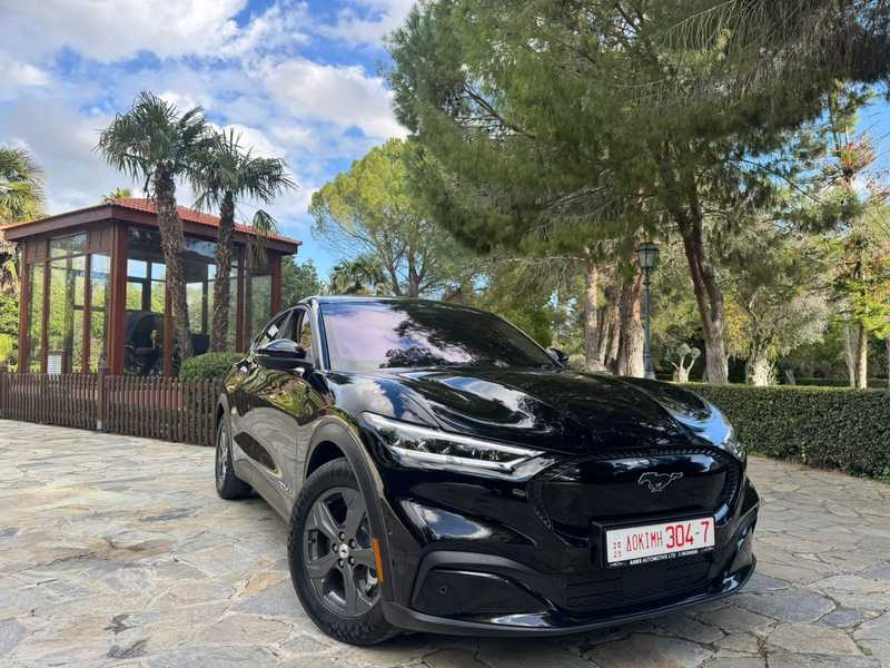 Ford Mustang Mach-E Electric 2022