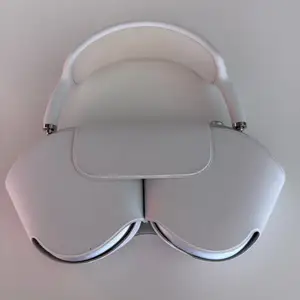Airpods max silver, original case, Limassol — Germasogeia