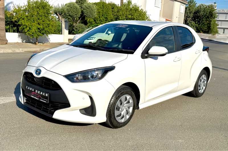 2022 Toyota Yaris 1,5L 2022 Cyprus
