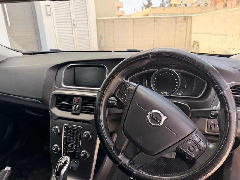 2018 Volvo V40 1,5L 2018 Cyprus