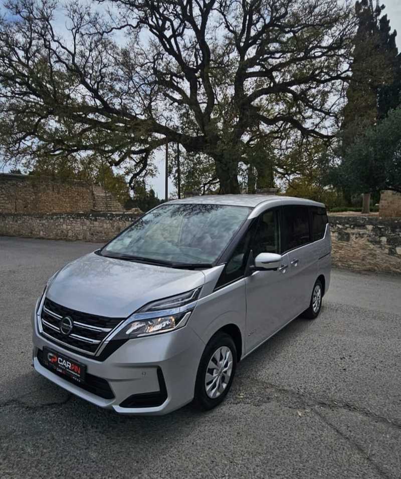 Nissan Serena 2,0L 2022