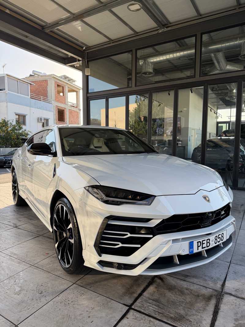 Lamborghini Urus 4,0L 2022