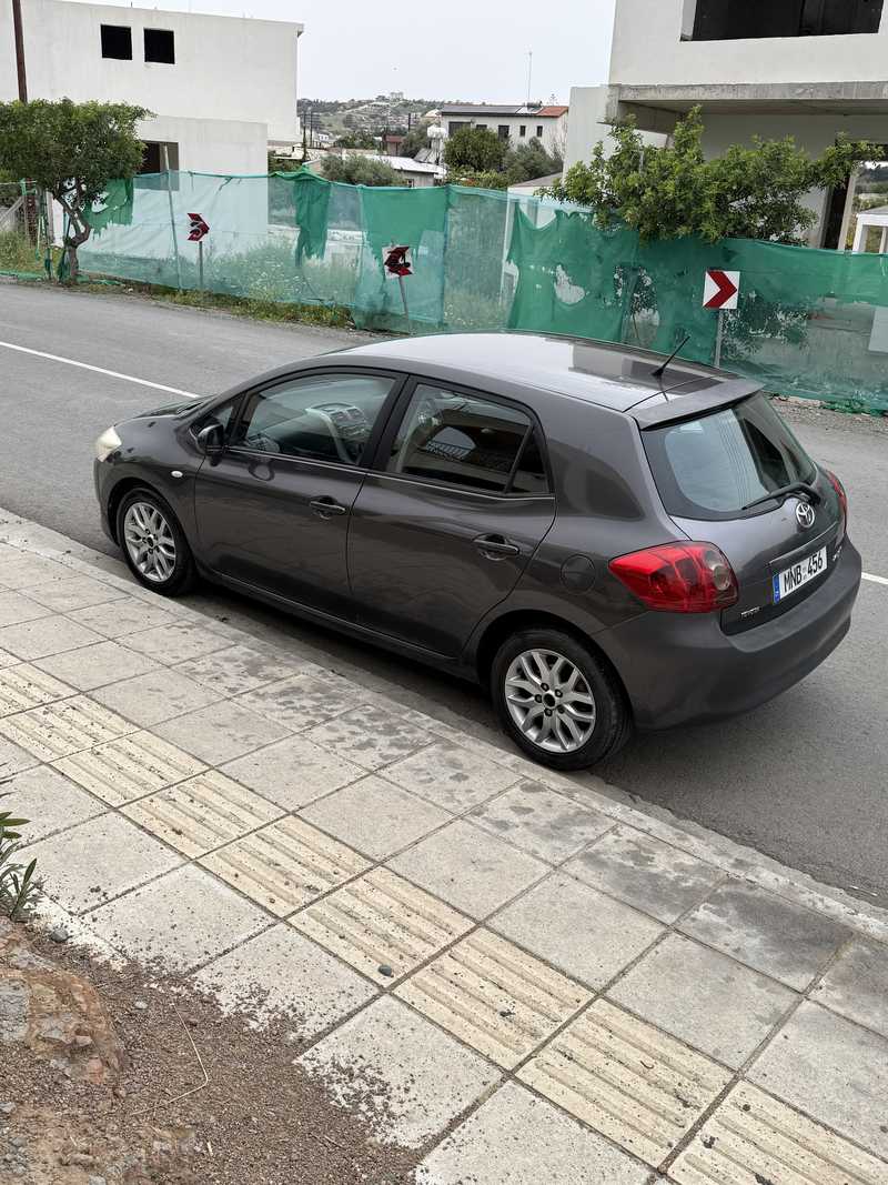 2008 Toyota Auris 5,0L 2008 Cyprus
