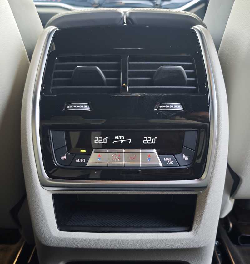 2025 BMW X6 3,0L 2025 Cyprus