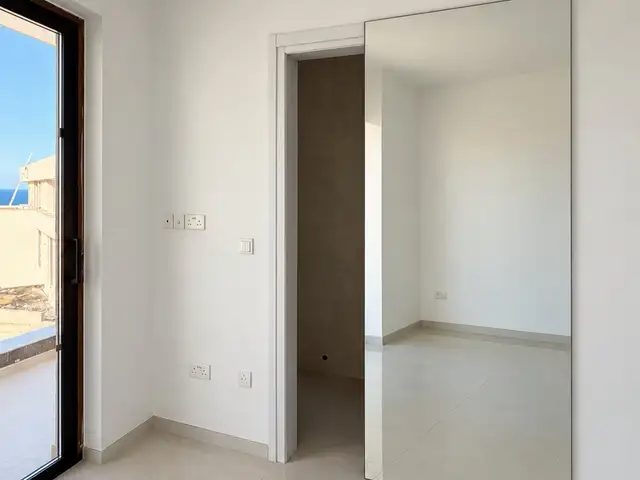 4-bedroom villa to rent, Paphos — Latsi - 8