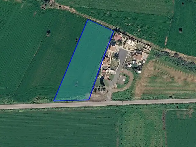 Residential Field 6693 m², Επαρχία Λάρνακας — Αλαμινός