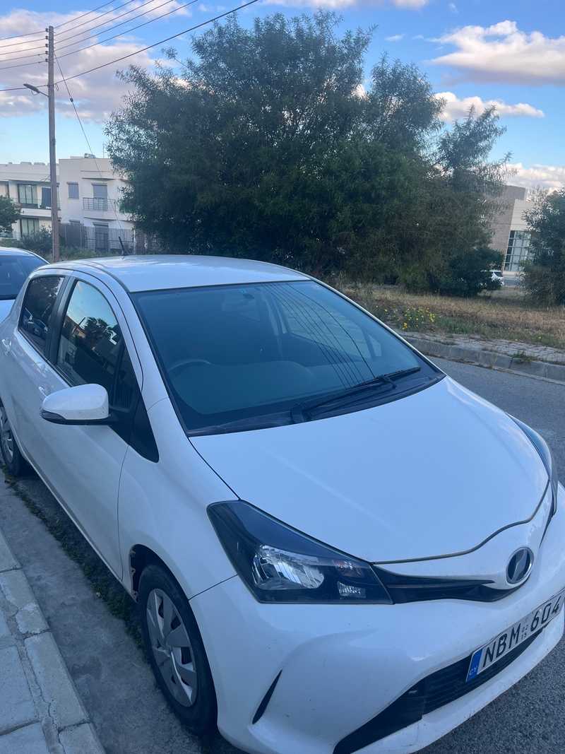 Toyota Vitz 1,3L 2015