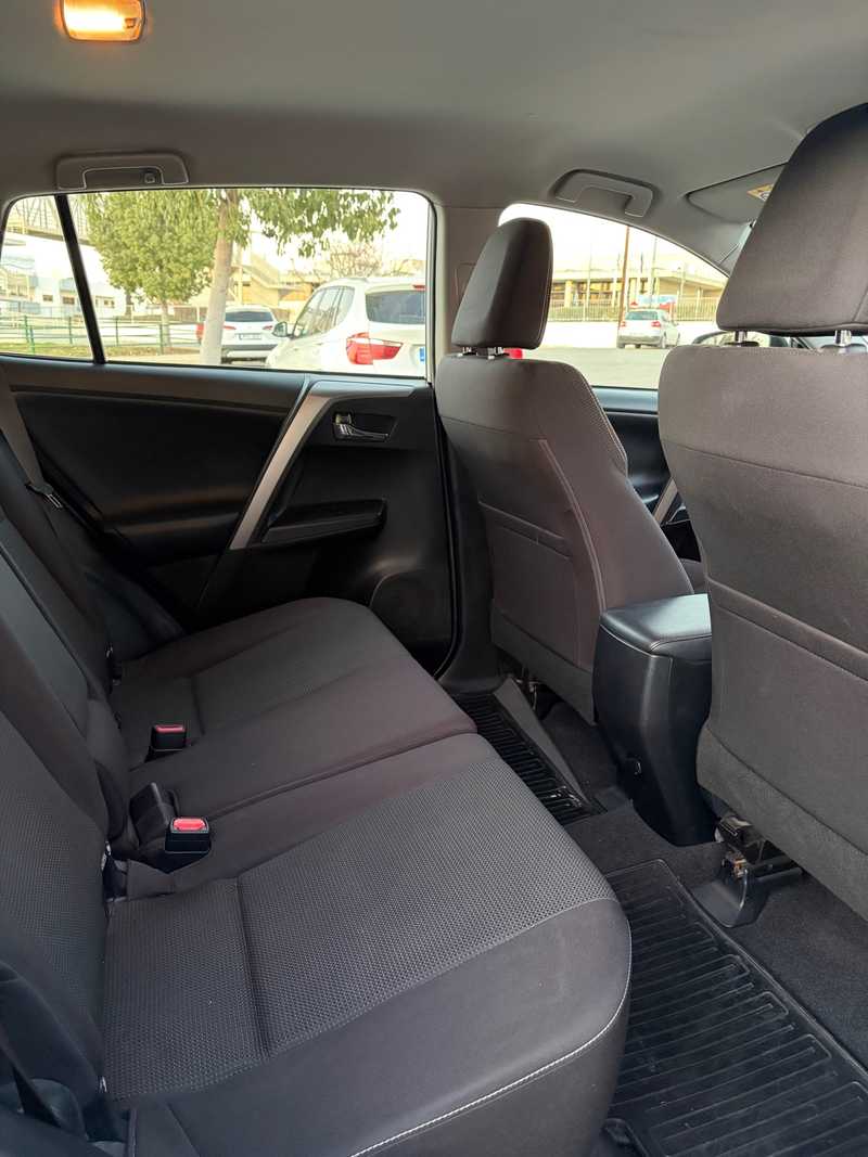2017 Toyota RAV4 2,0L 2017 Cyprus