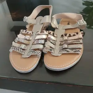 Size 38, δερματινα, Nicosia — Latsia - Agios Eleftherios