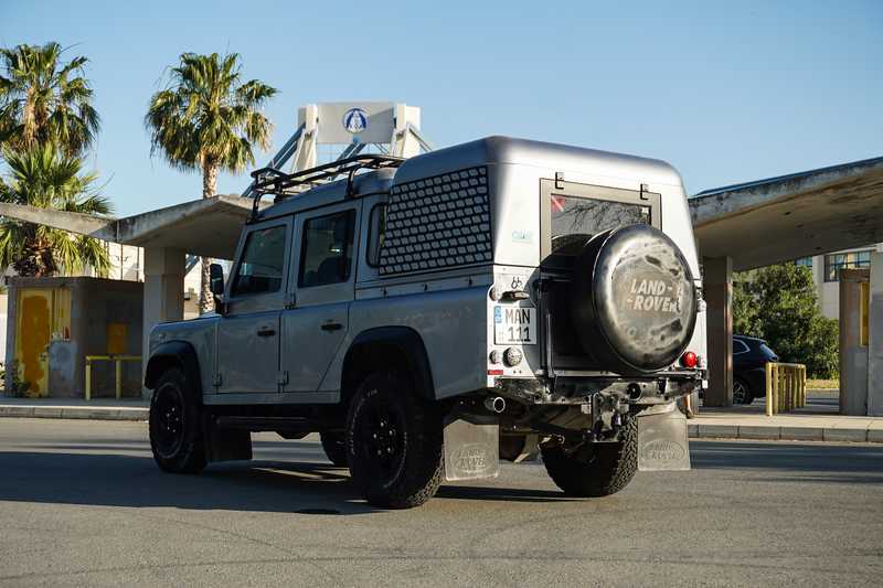 2011 Land Rover Defender 2,2L 2011 Cyprus
