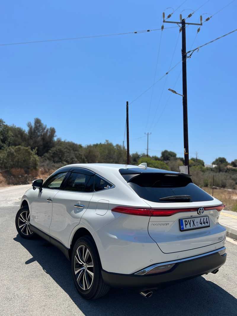 2021 Toyota Harrier 2,5L 2021 Cyprus