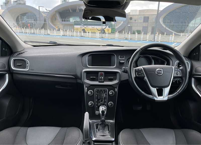 2017 Volvo V40 1,6L 2017 Cyprus
