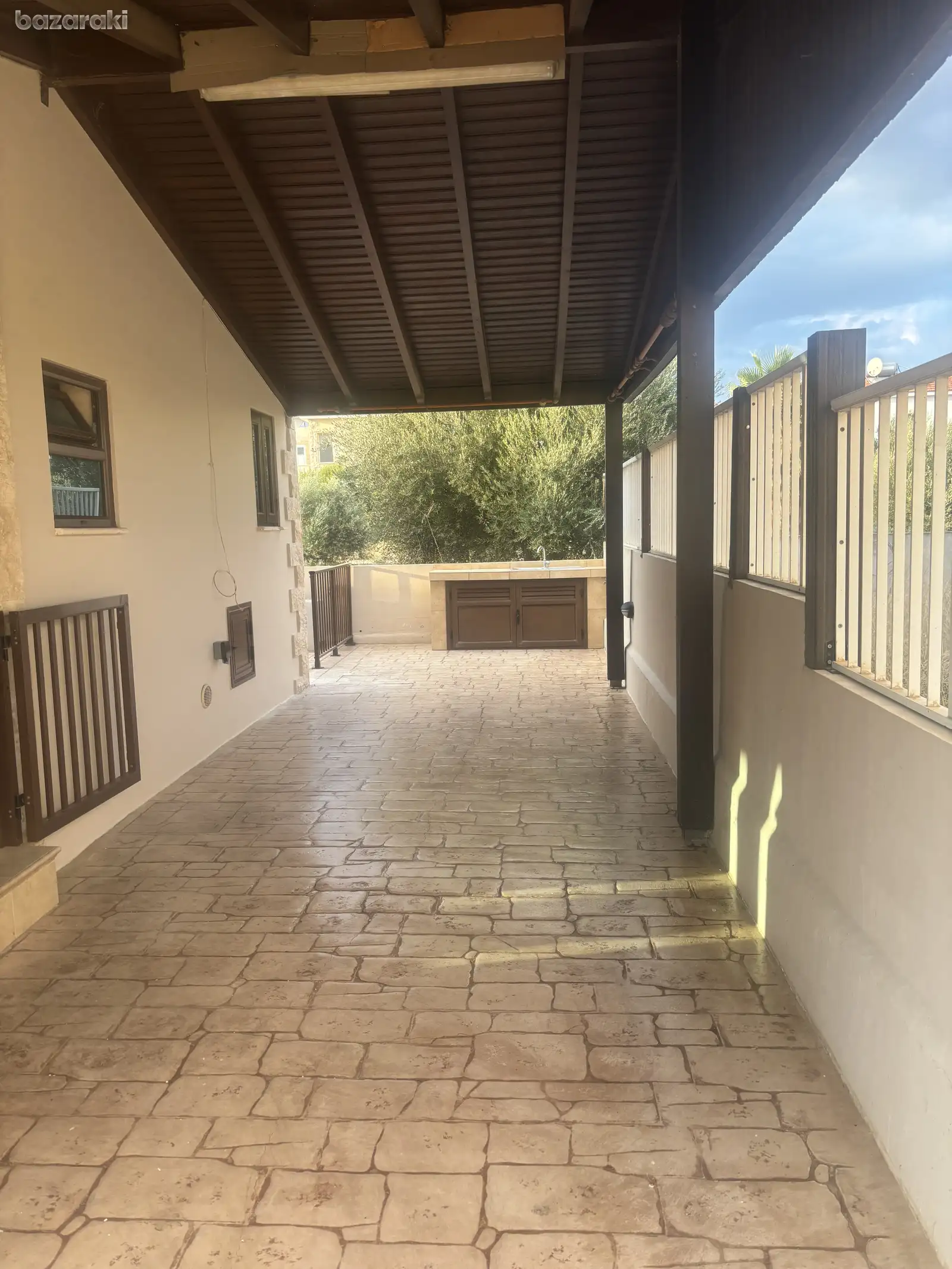 House, 3 bedrooms — 4