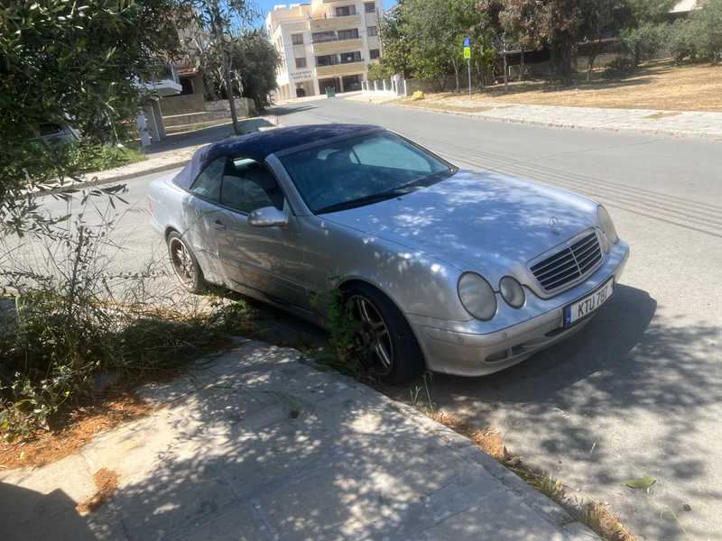 Mercedes-Benz CLK-Class 2,0L 2001