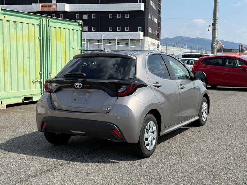 2022 Toyota Yaris 1,5L 2022 Cyprus