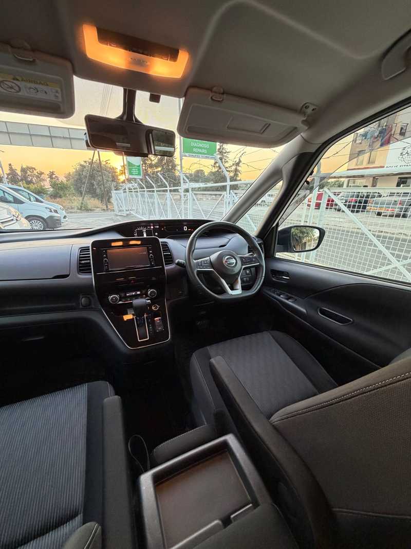 2021 Nissan Serena 2,0L 2021 Cyprus