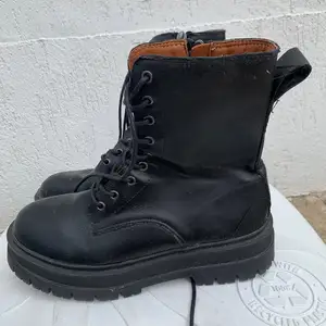 Black boots woman shoes size 38, Limassol — Limassol - Agia Fyla