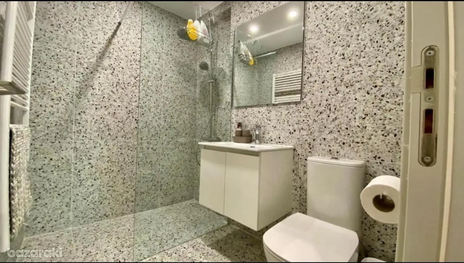 House, 2 bedrooms — 8