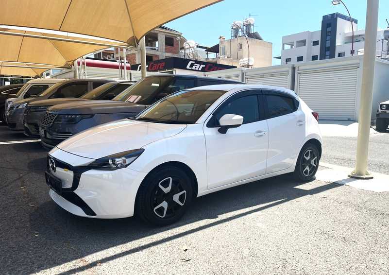 Mazda 2 1,5L 2024
