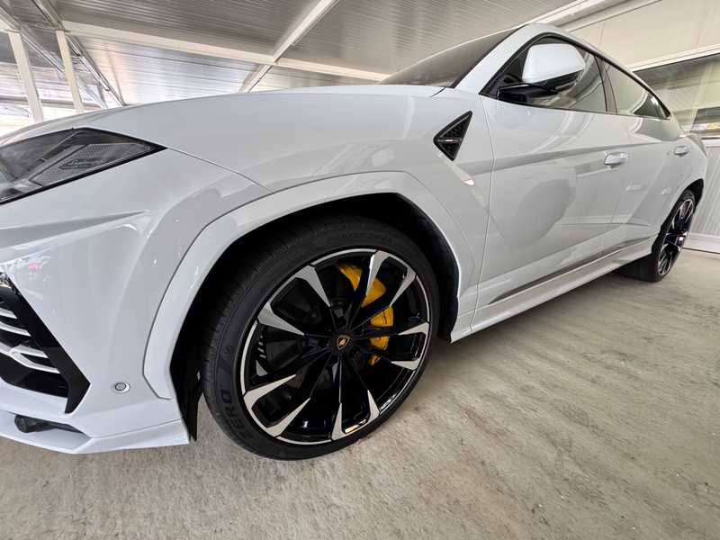 2024 Lamborghini Urus 4,0L 2024 Cyprus