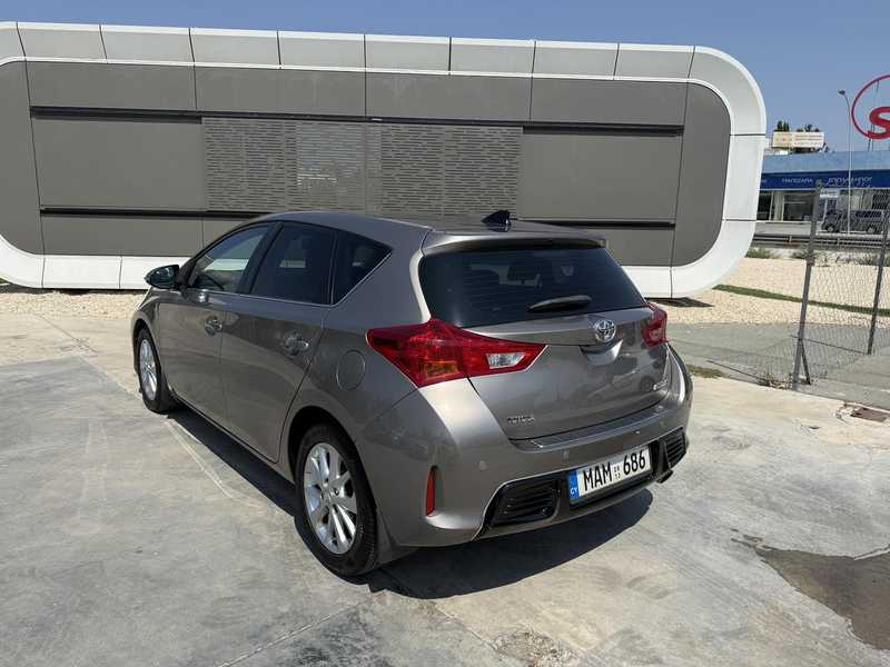 2013 Toyota Auris 1,6L 2013 Cyprus