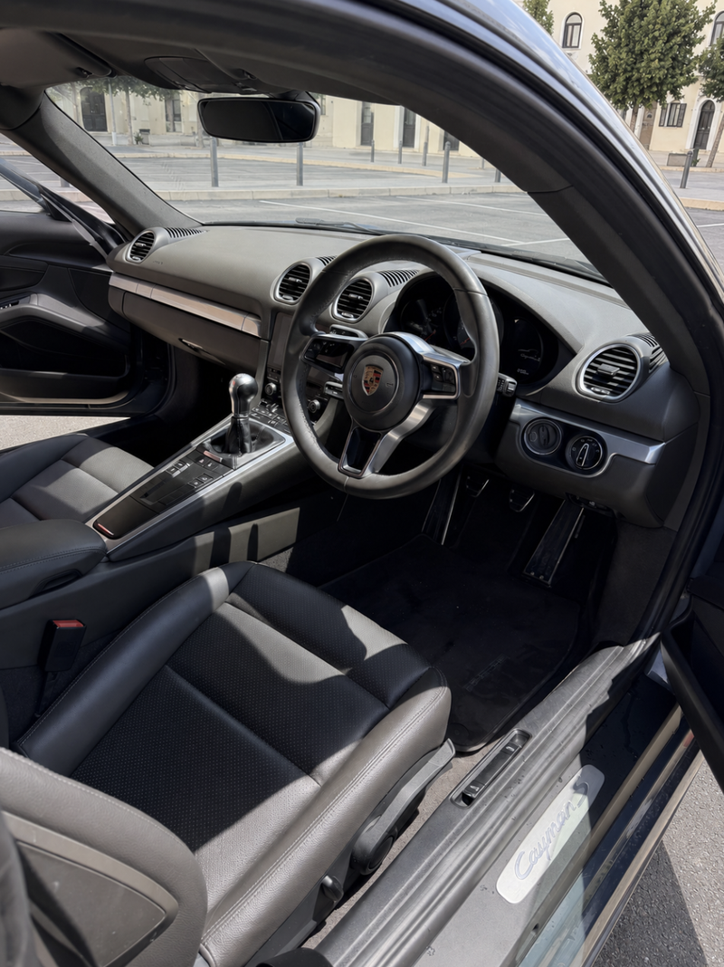 2018 Porsche 718 2,5L 2018 Cyprus