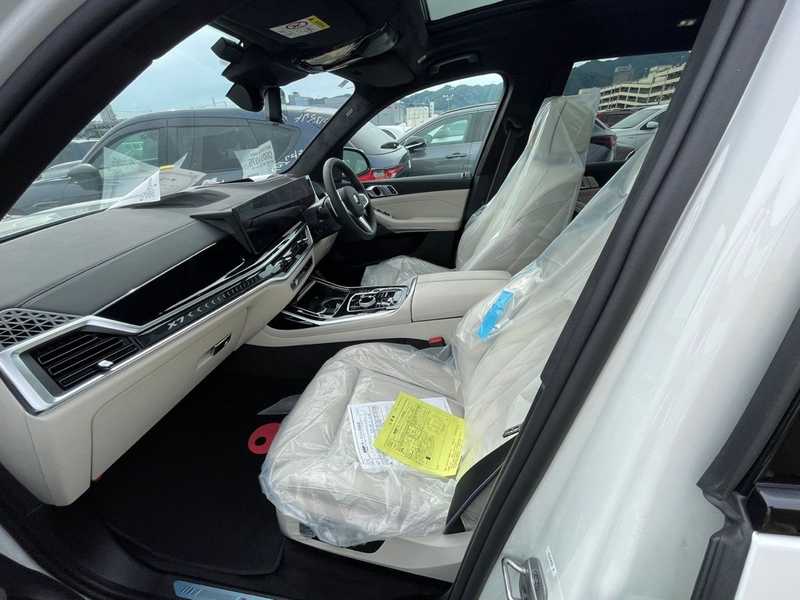 2025 BMW X7 3,0L 2025 Cyprus