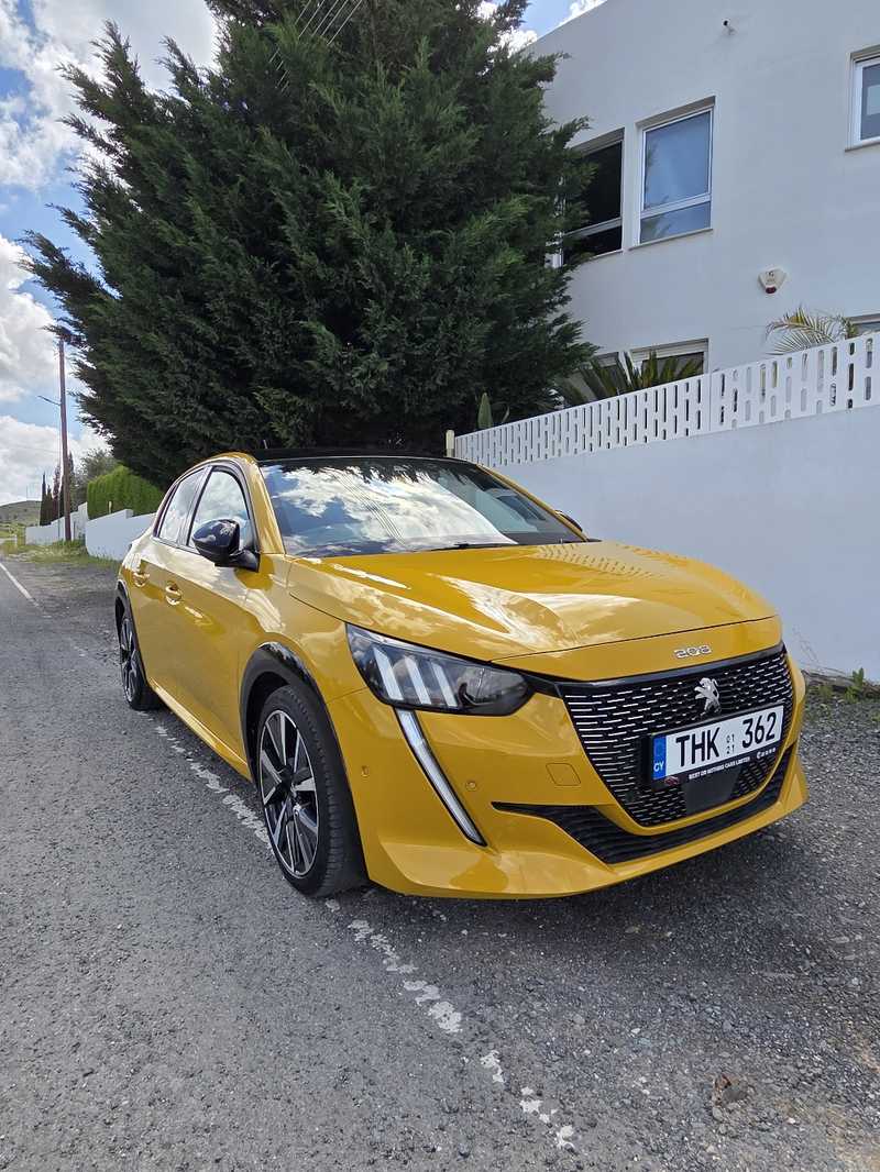 Peugeot 208 1,2L 2021