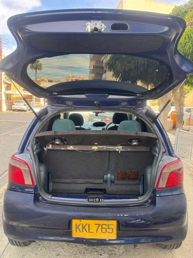2000 Toyota Vitz 1,0L 2000 Cyprus