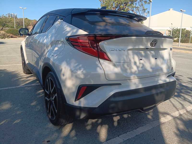 2021 Toyota C-HR 1,8L 2021 Cyprus