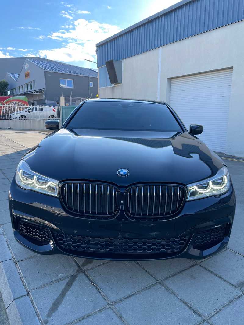 2017 BMW 7-Series 4,4L 2017 Cyprus