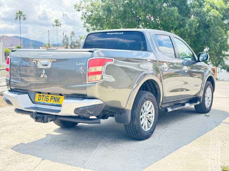 2016 Mitsubishi L200 2,4L 2016 Cyprus