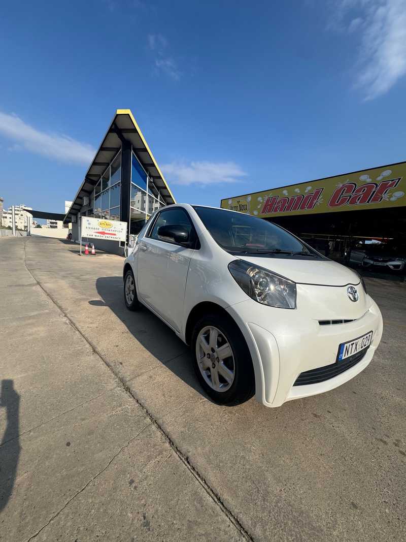 2011 Toyota IQ 1,0L 2011 Cyprus