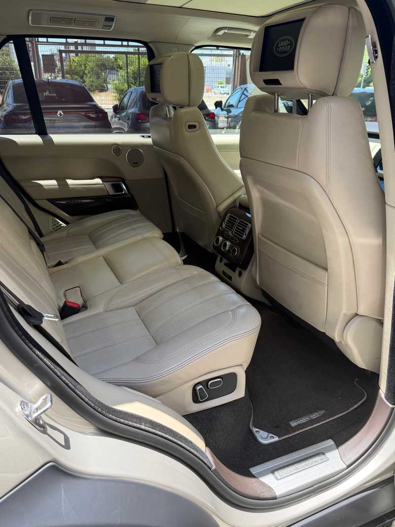 2014 Land Rover Range Rover Vogue 4,4L 2014 Cyprus