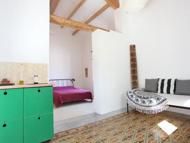 Studio apartment to rent, Επαρχία Λεμεσού — Λεμεσός - Αγία Ζώνη