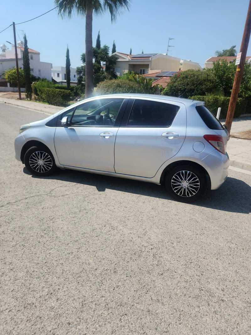 2013 Toyota Vitz 1,3L 2013 Cyprus