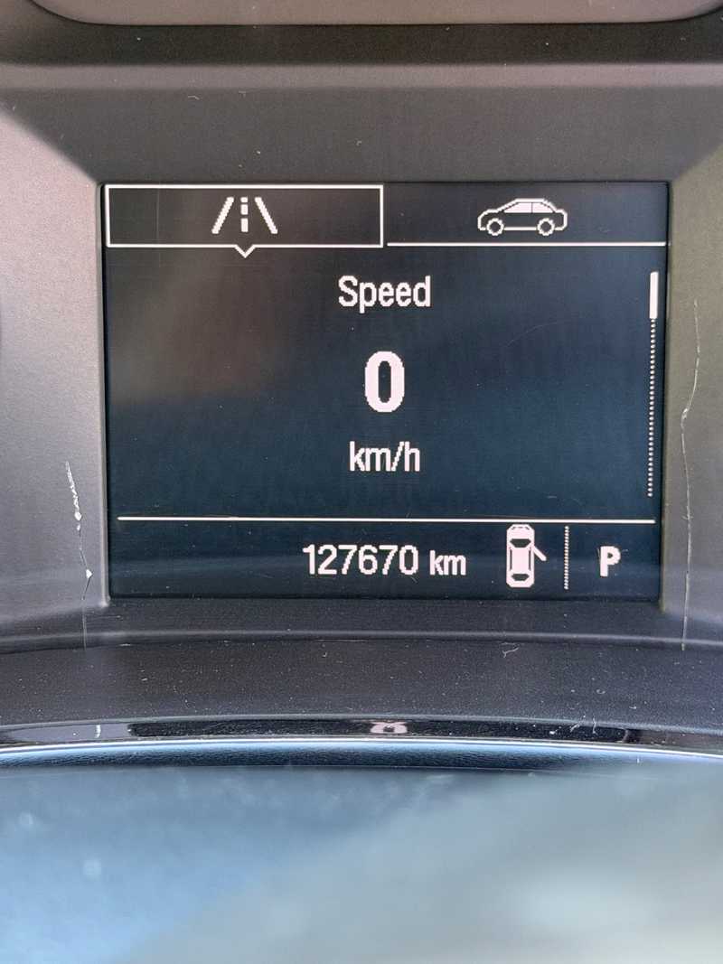 2017 Opel, Vauxhall Mokka 1,6L 2017 Cyprus
