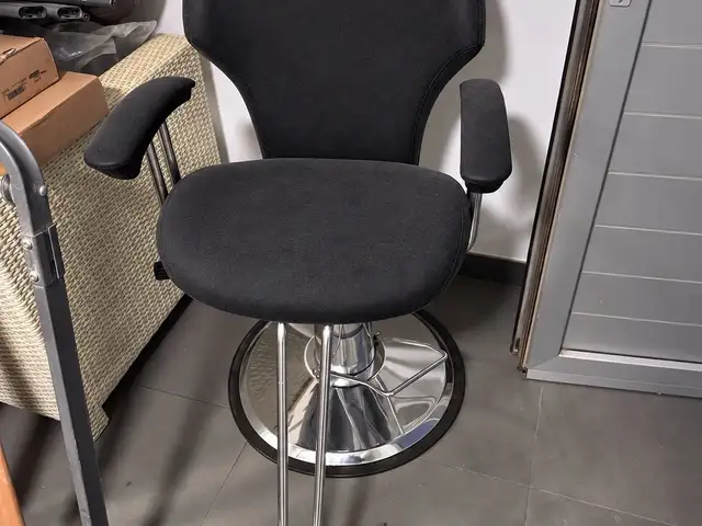 Hairdresser chair, Famagusta — Agia Napa