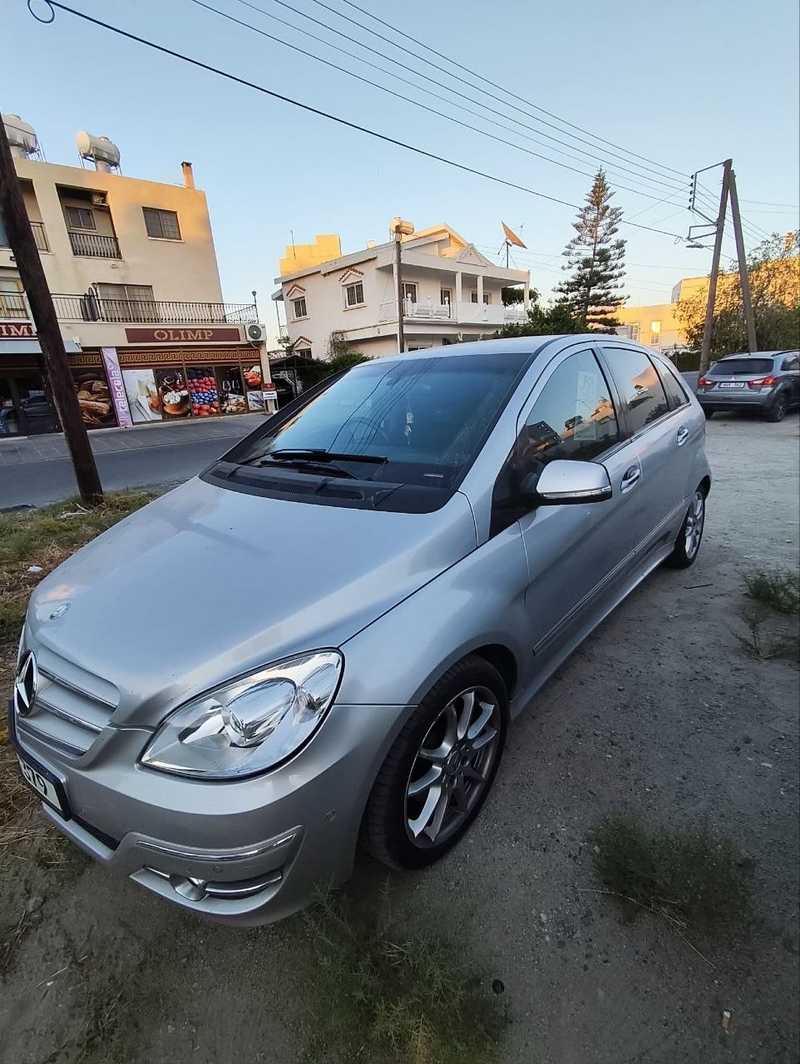 2009 Mercedes-Benz B-Class 2,0L 2009 Cyprus