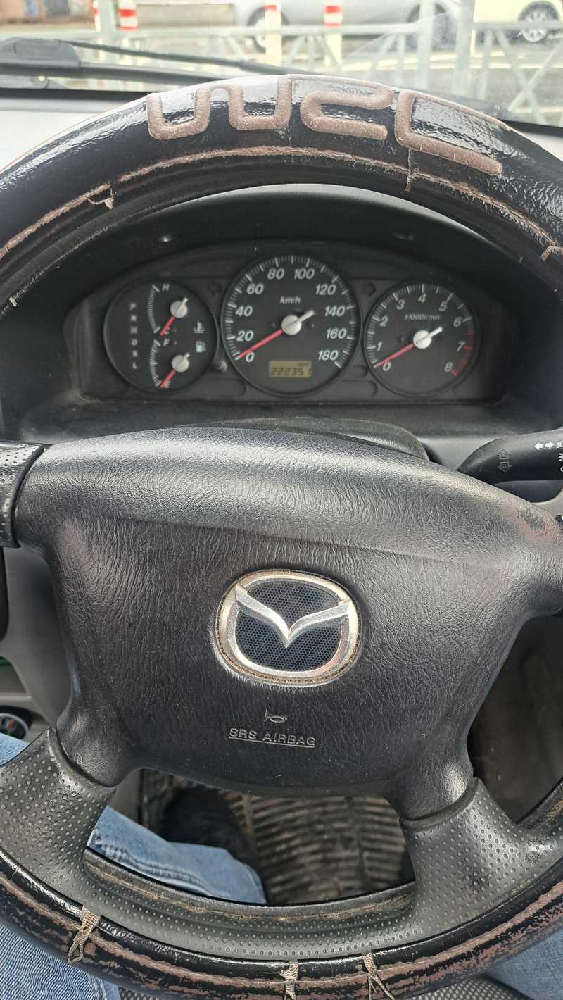 Mazda Demio 1,3L 2002